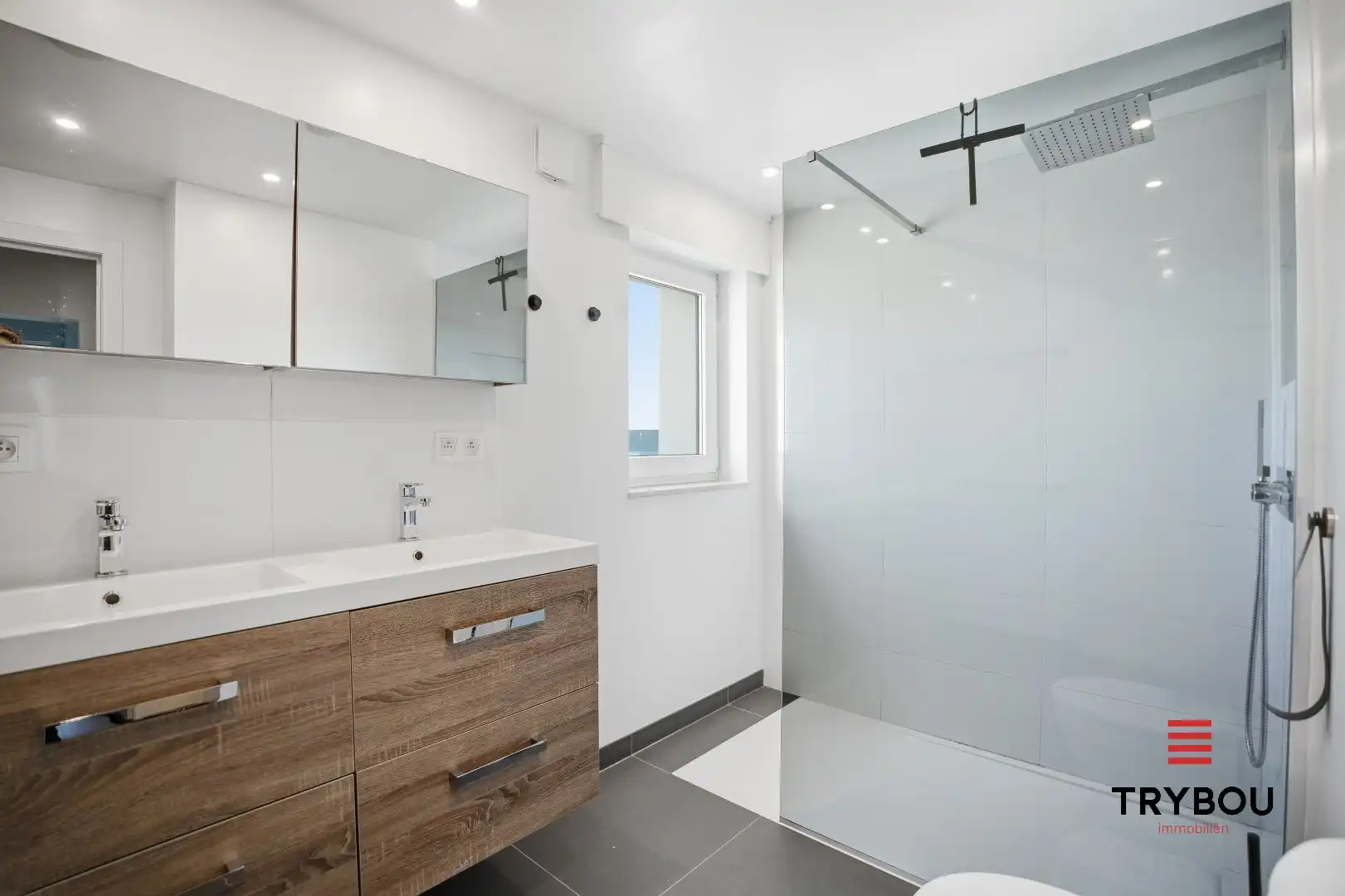 Energiezuinige woning met 4 slaapkamers in Hooglede! foto 16