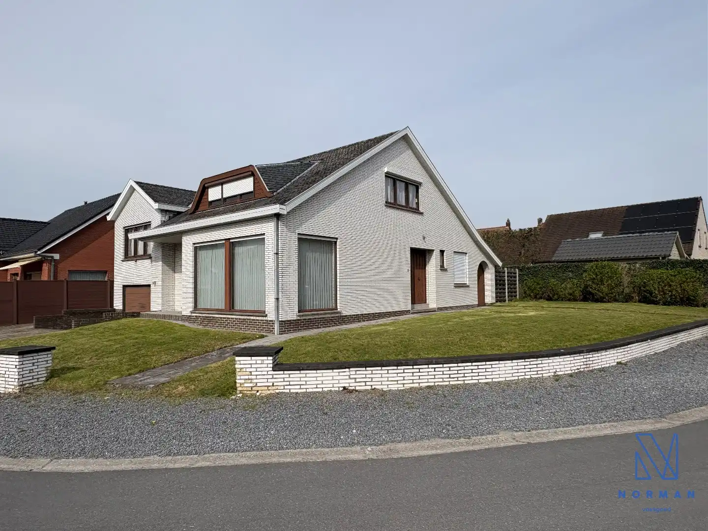 Hoofdfoto van de publicatie: Alleenstaande te renoveren woning in Vichte met veel potentieel!