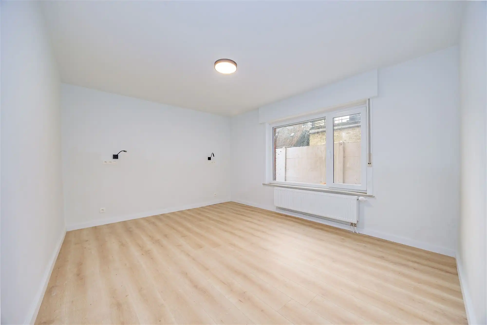Gelijkvloers instapklaar appartement met tuin foto 8