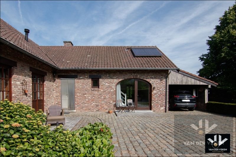 PERFECT ONDERHOUDEN, ENERGIEZUINIGE WONING OP MEER DAN 14 AREN! foto 14