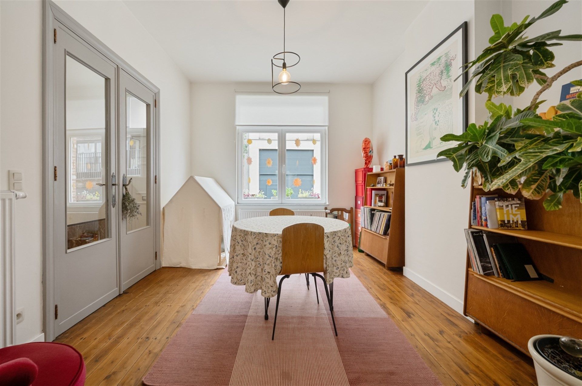 Stijlvol wonen in het hart van Aalst – Instapklare gezinswoning met terras foto 3