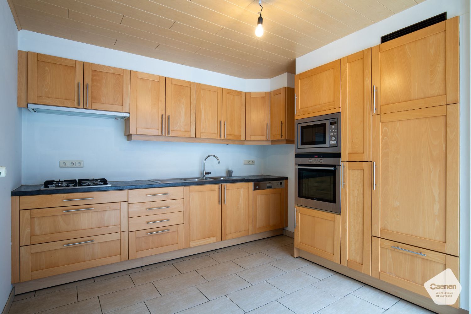 MOOIE VEELZIJDIGE & RUIME HALF-OPEN WONING in het centrum van Ruddervoorde met GARAGE foto 5