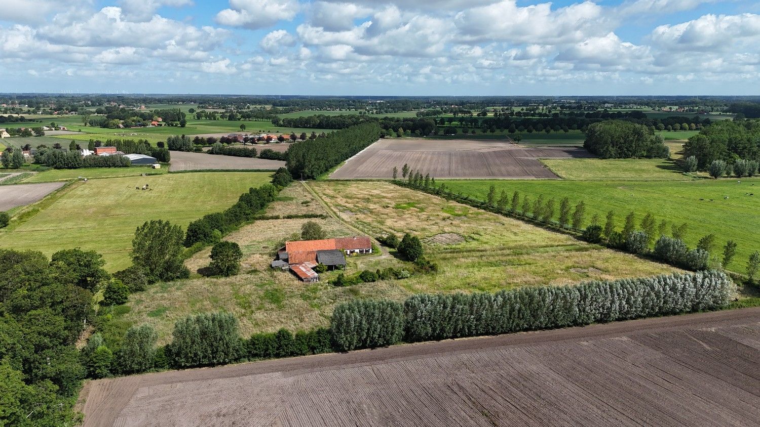 Hoeve met exclusieve ligging in valleigebied te koop te Maldegem foto 5