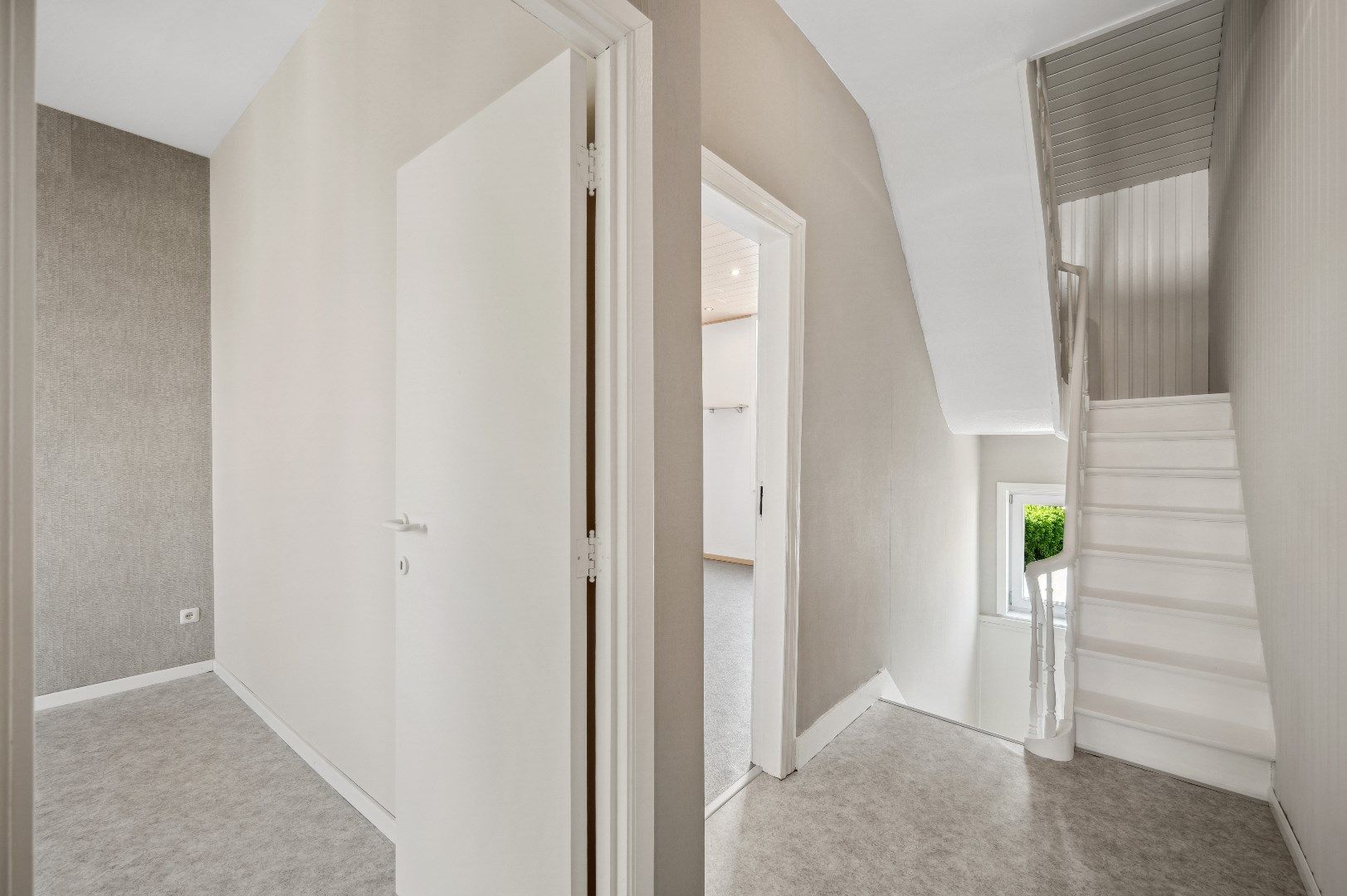 Gezinswoning met 3 slaapkamers en tuin foto 12