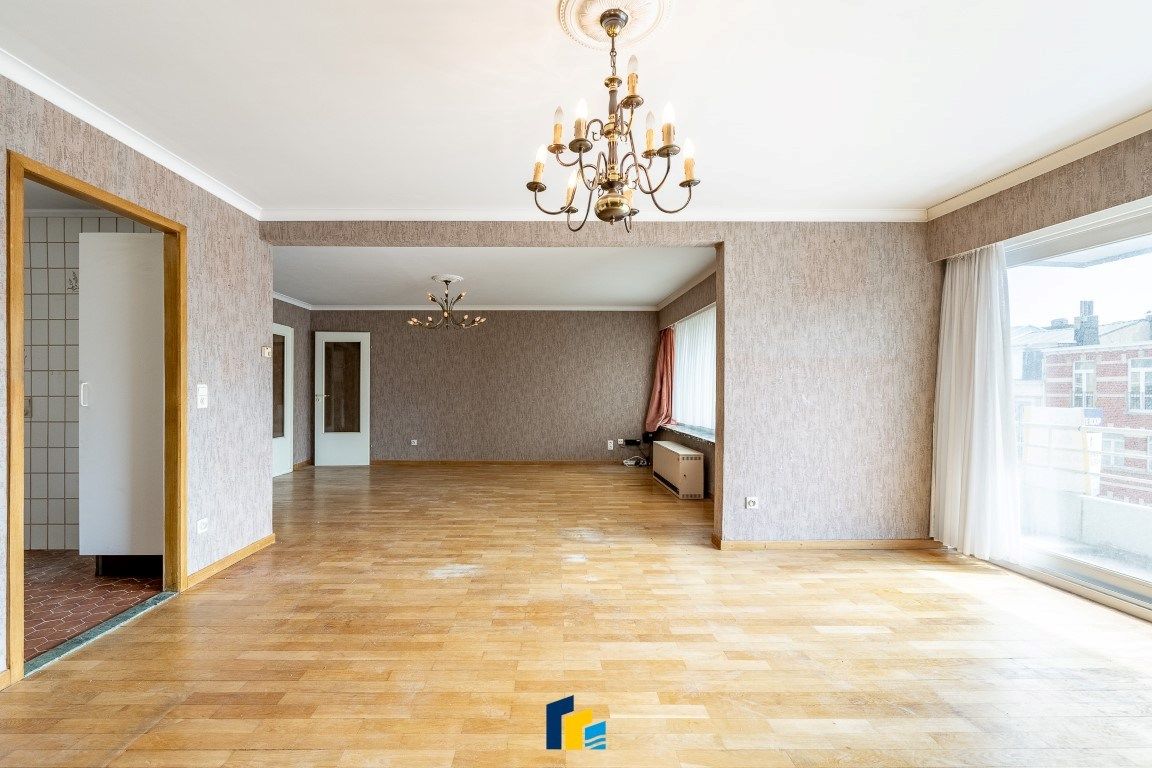 Ruim 2 slpk-appartement met zonnig terras foto 5