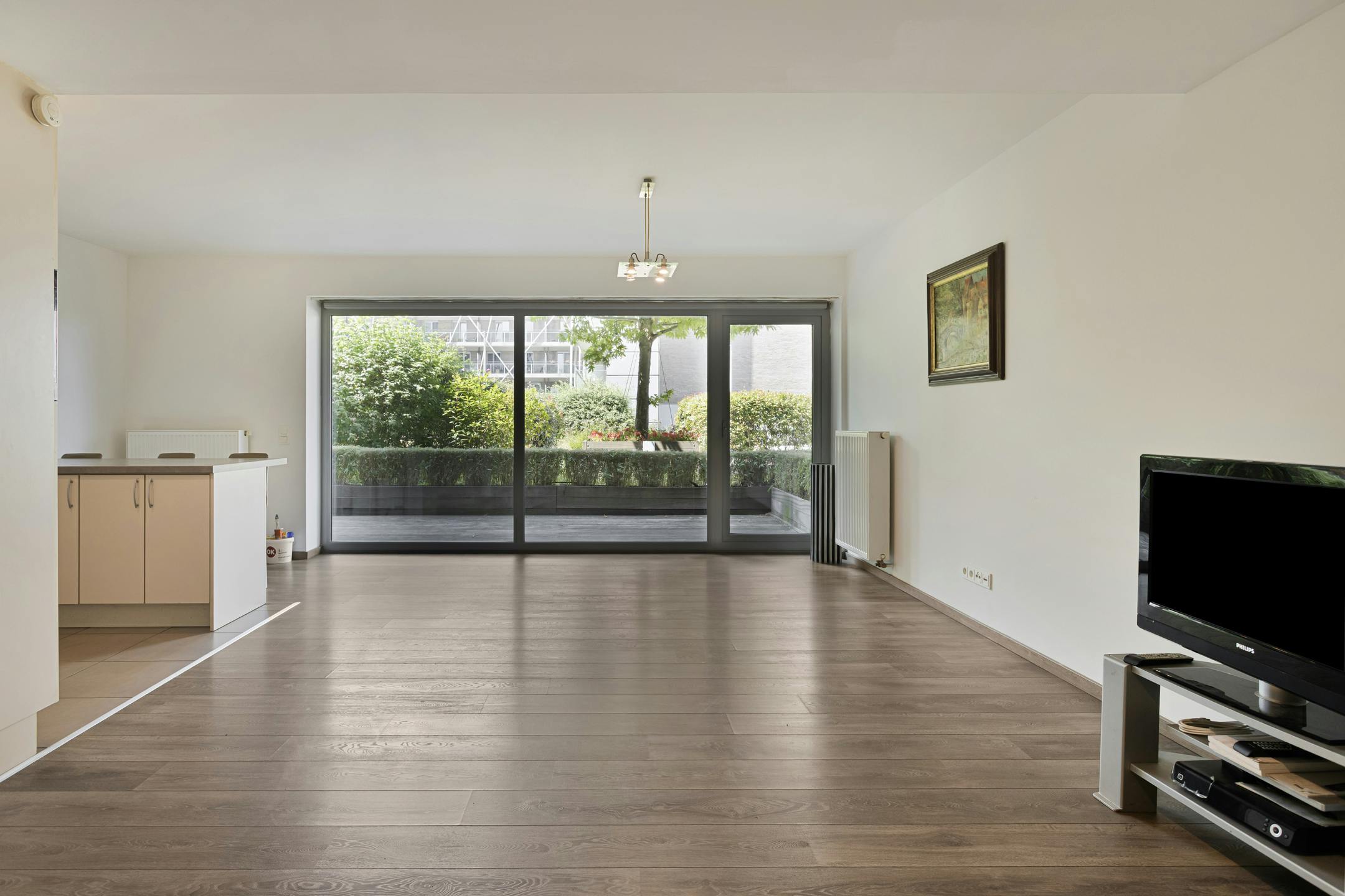 Instapklaar appartement met EPC A aan het station in Brugge foto 3