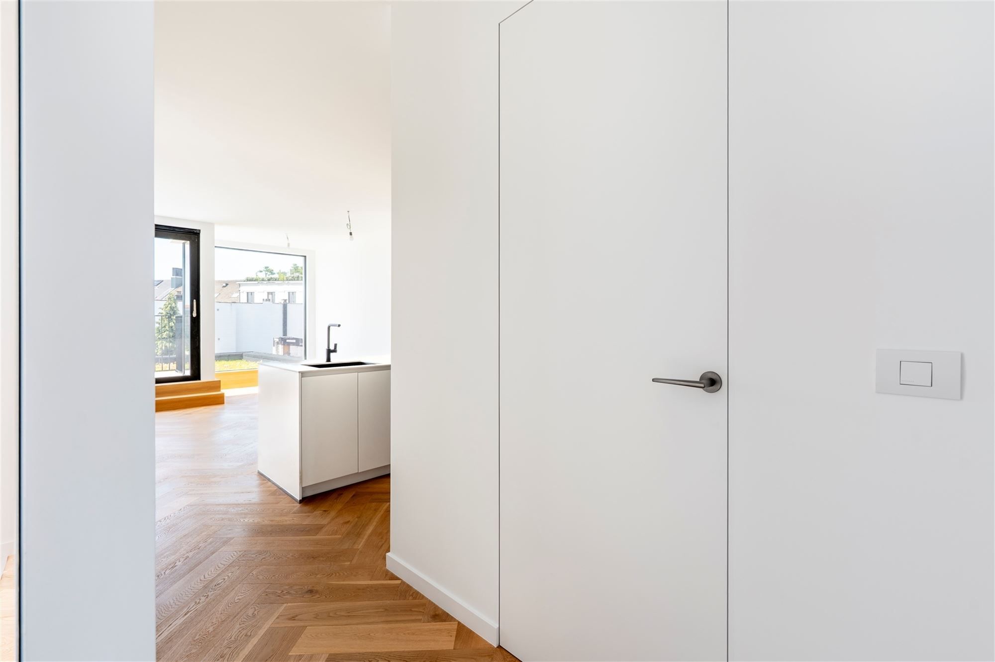 Gerenoveerde penthouse met ruim terras foto 11