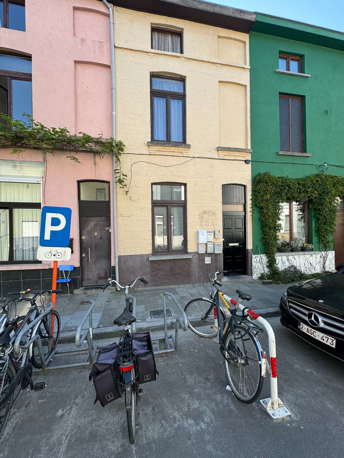 OPBRENGSTEIGENDOM MET 4 KAMERS EN 1 STUDIO foto 15