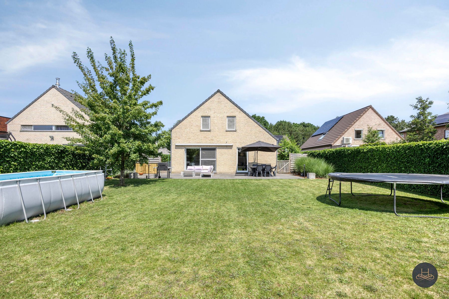 Rustig gelegen, zuinige, moderne open woning met ruime tuin foto 32