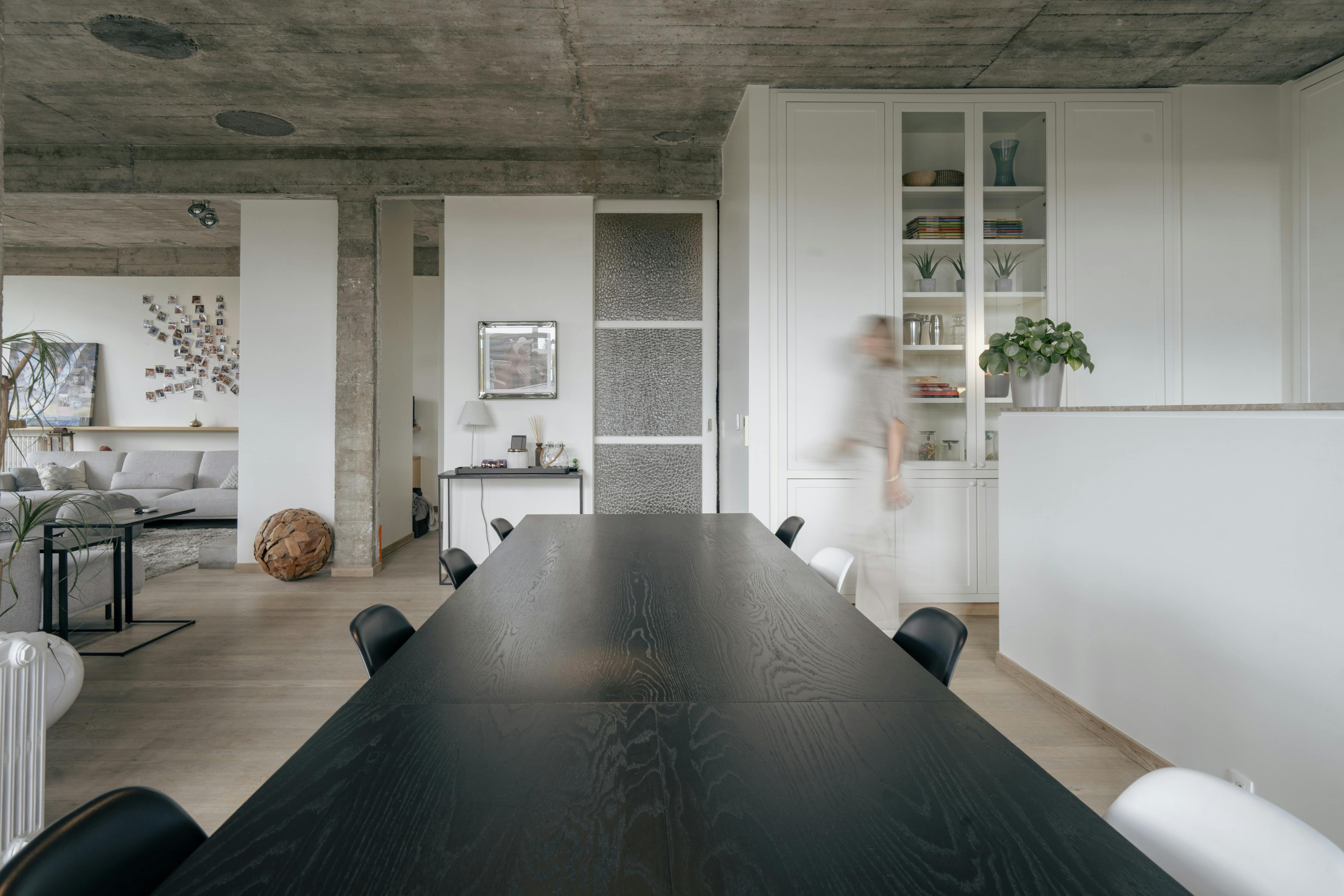 Exclusieve loftwoning met zwembad en loods te koop in Lauwe foto 5