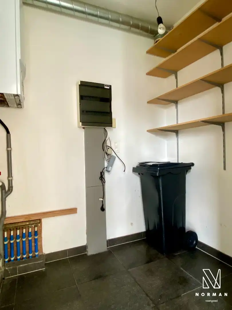 Appartement met 2 slaapkamers en zeer groot terras met garage! foto 10