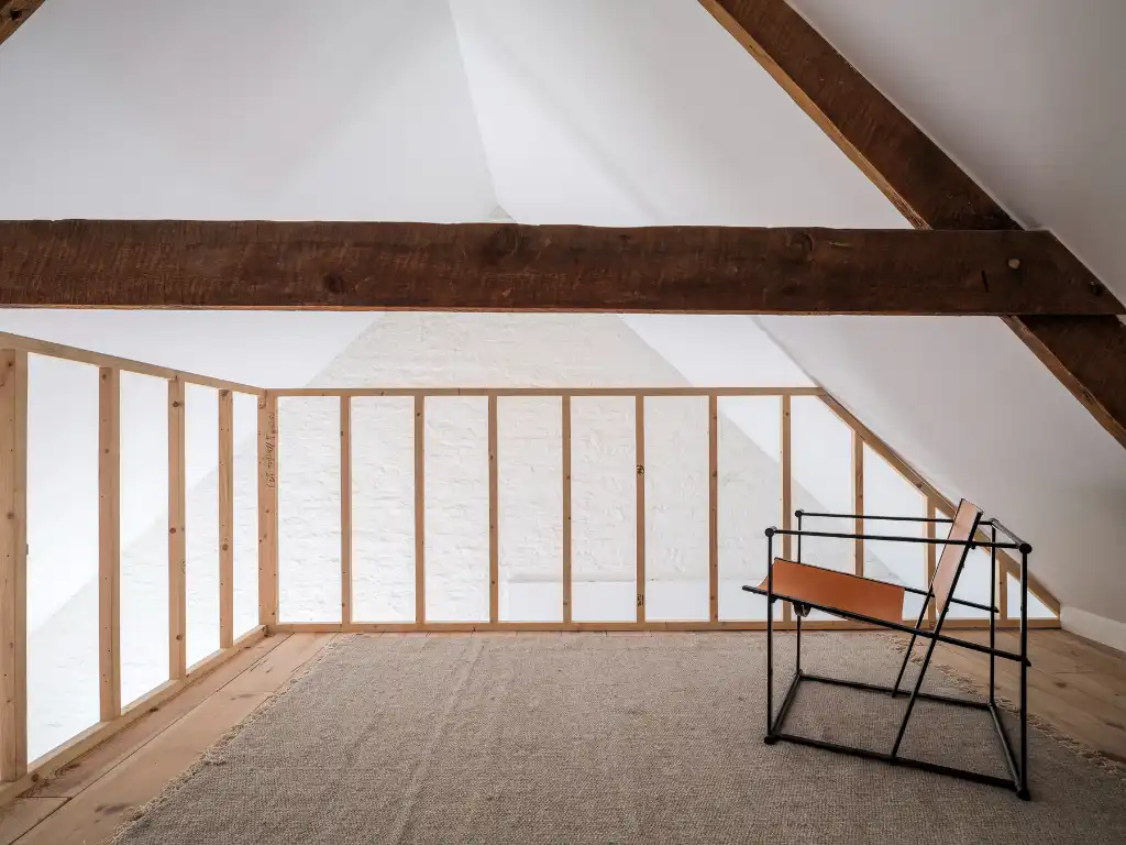 Klassevolle herenwoning met interieur van Peter Ivens & Bea Mombaers, volwassen stadstuin, inpandige garage en uitzonderlijk zicht op de Visserij. foto 32