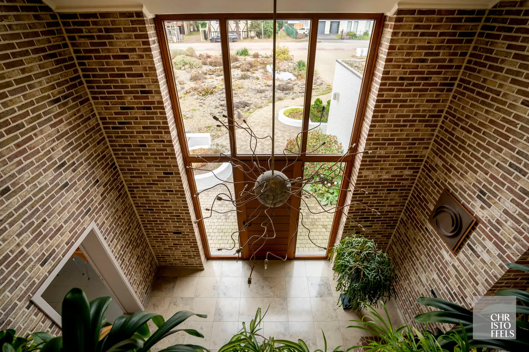 Villa van 496 m² met kantoren op een uniek perceel van 2.400 m²! foto 12