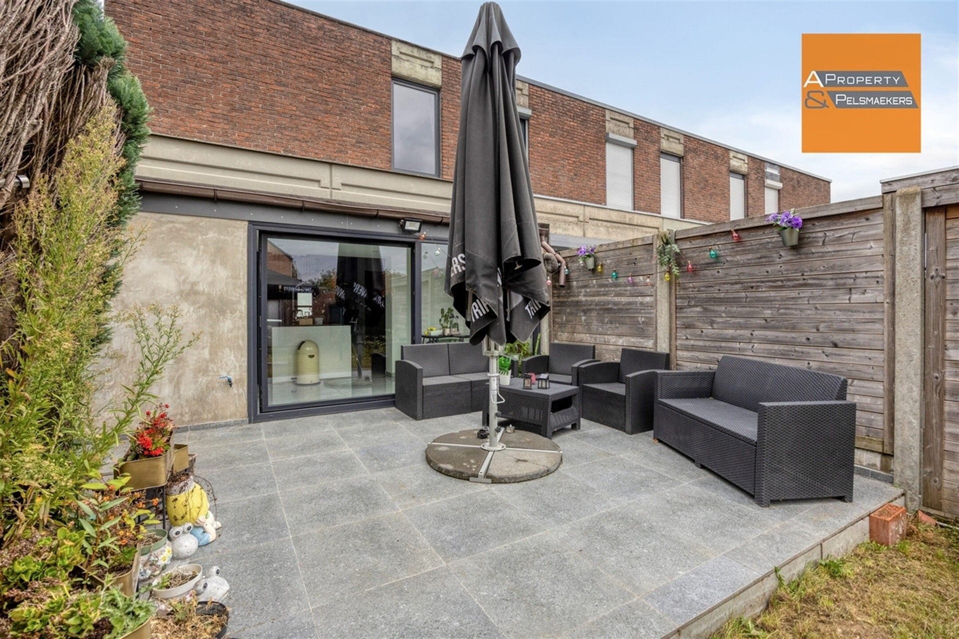 Gezinswoning met 3 à 4 kamers , tuin en garage foto 10