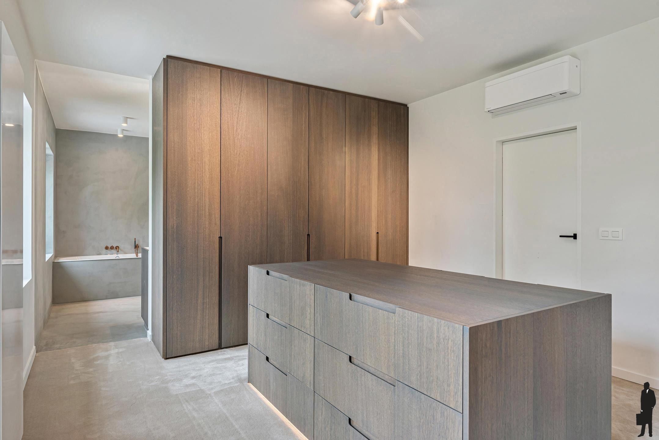 Gerenoveerde villa (ca. 3.628 m²) in een doodlopende straat! foto 29