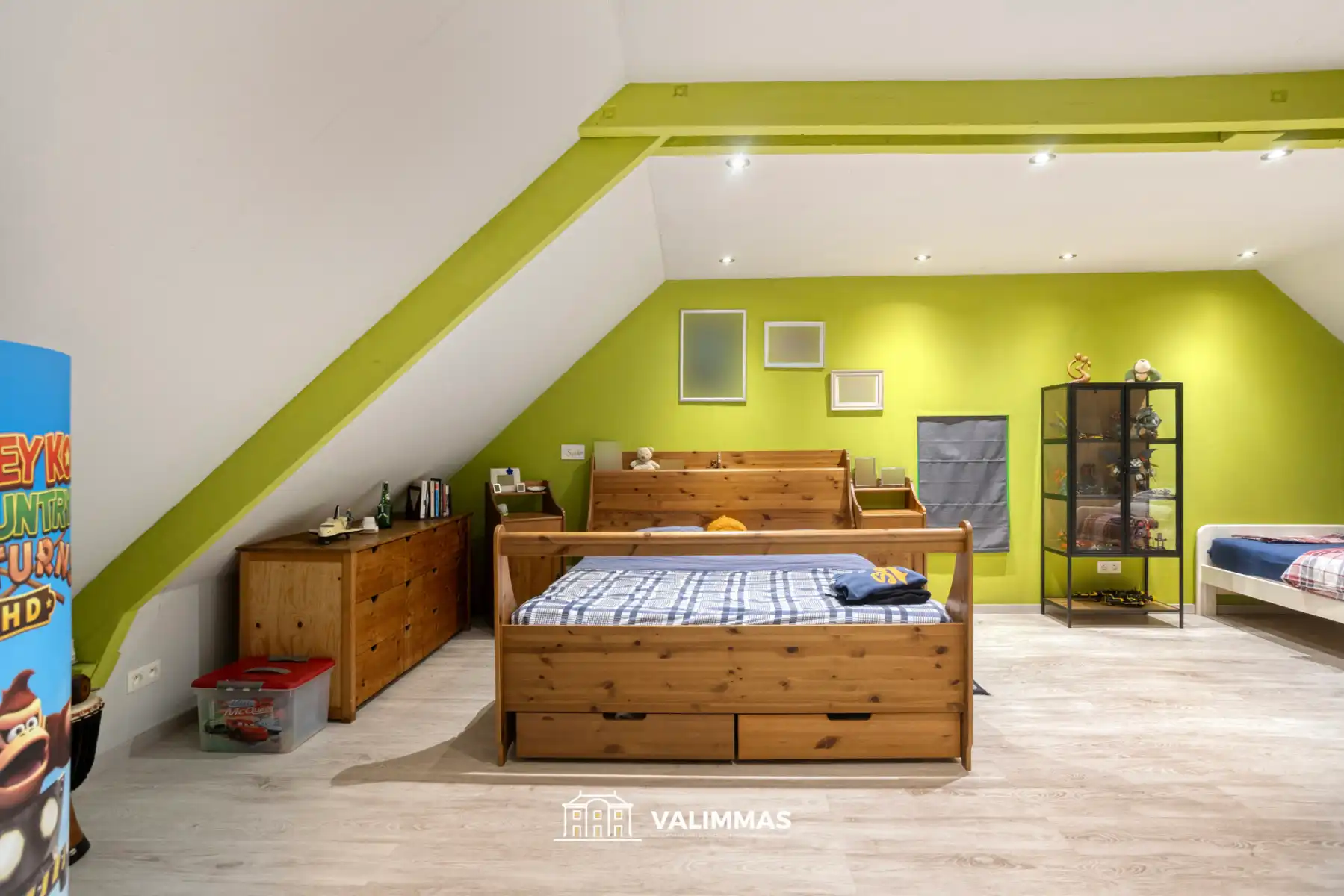 Prachtig gelegen gerenoveerde driegevelwoning met grote tuin foto 14