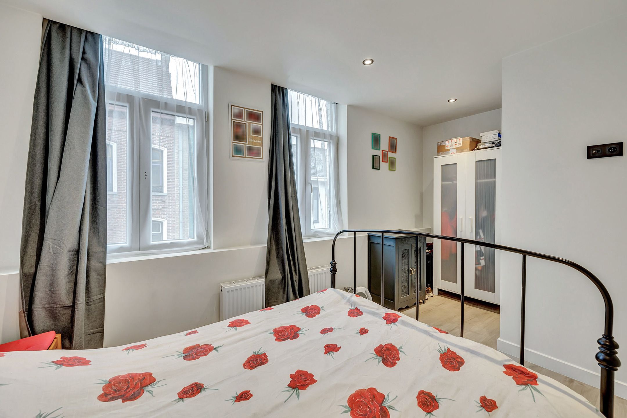 Gerenoveerd appartement met 2 ruime slaapkamers foto 12