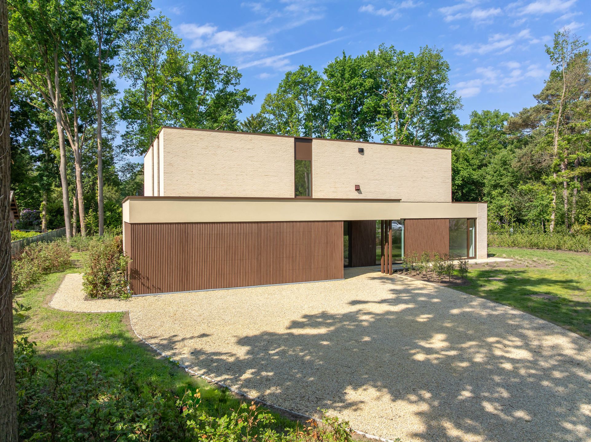 Luxe nieuwbouwwoning met zwembad op toplocatie Halle-Zoersel foto 3