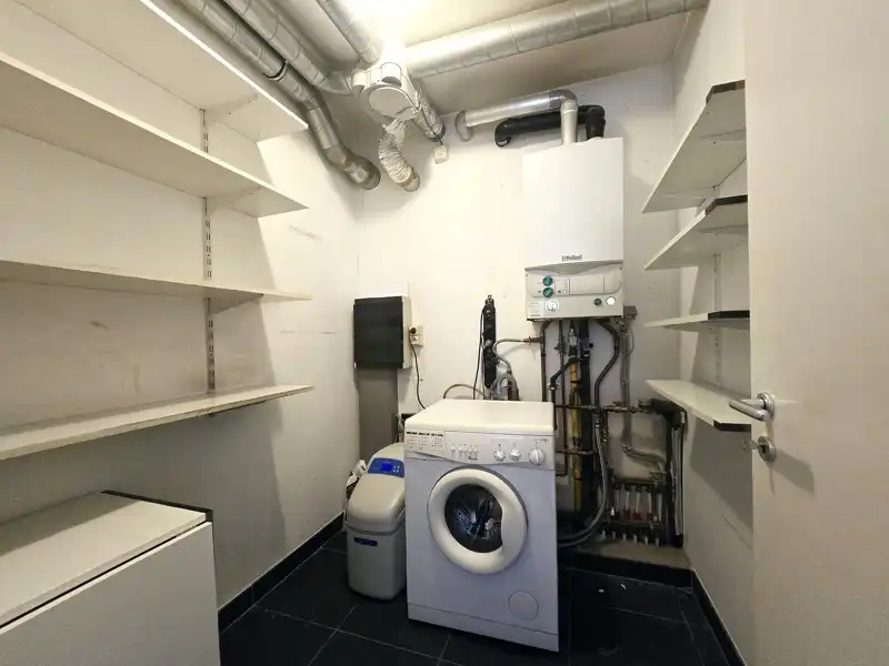 Comfortabel wonen vlakbij het centrum met eigen parking foto 6