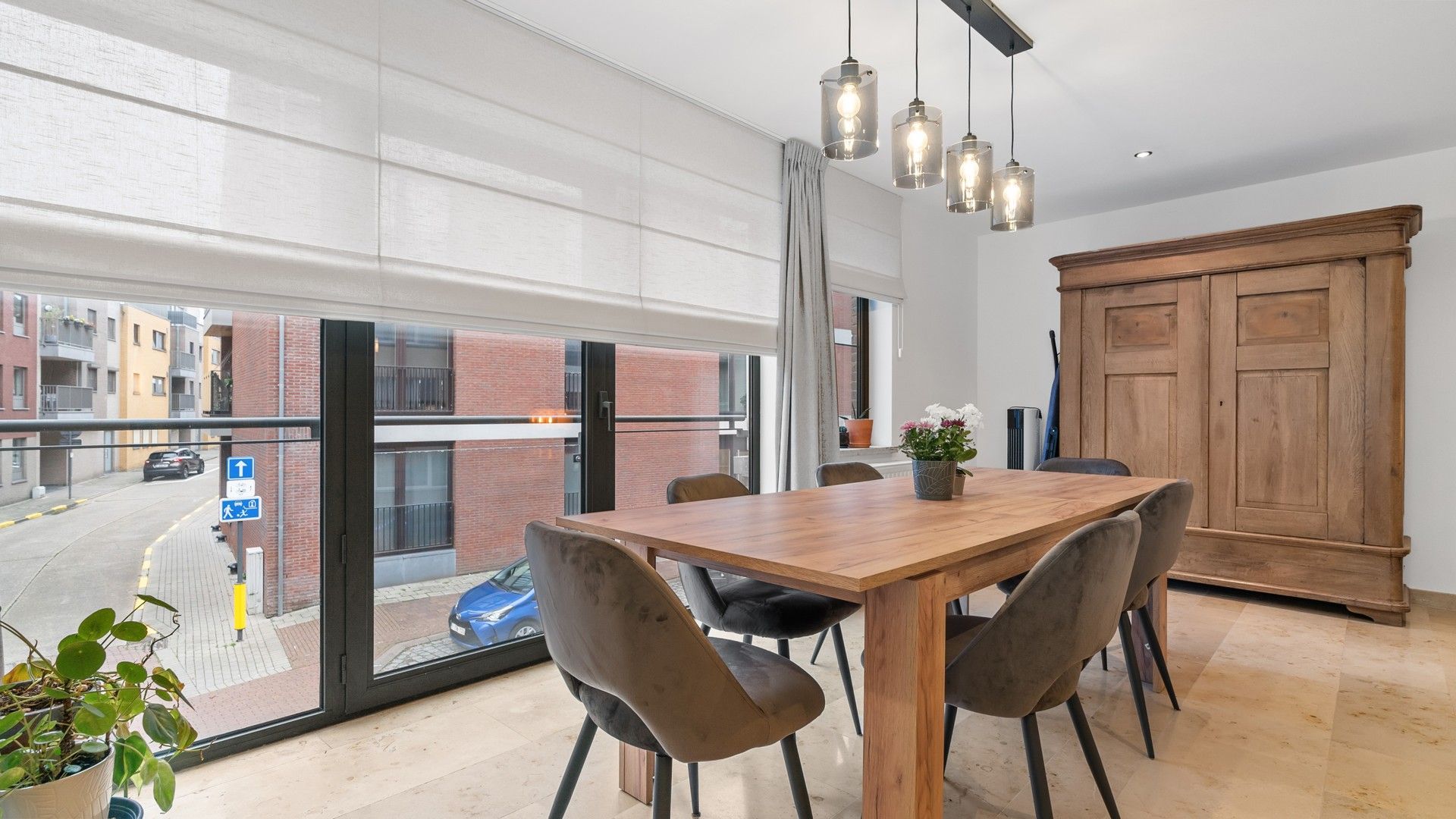 Instapklaar appartement met 2 slpkrs in Diepenbeek centrum foto 5