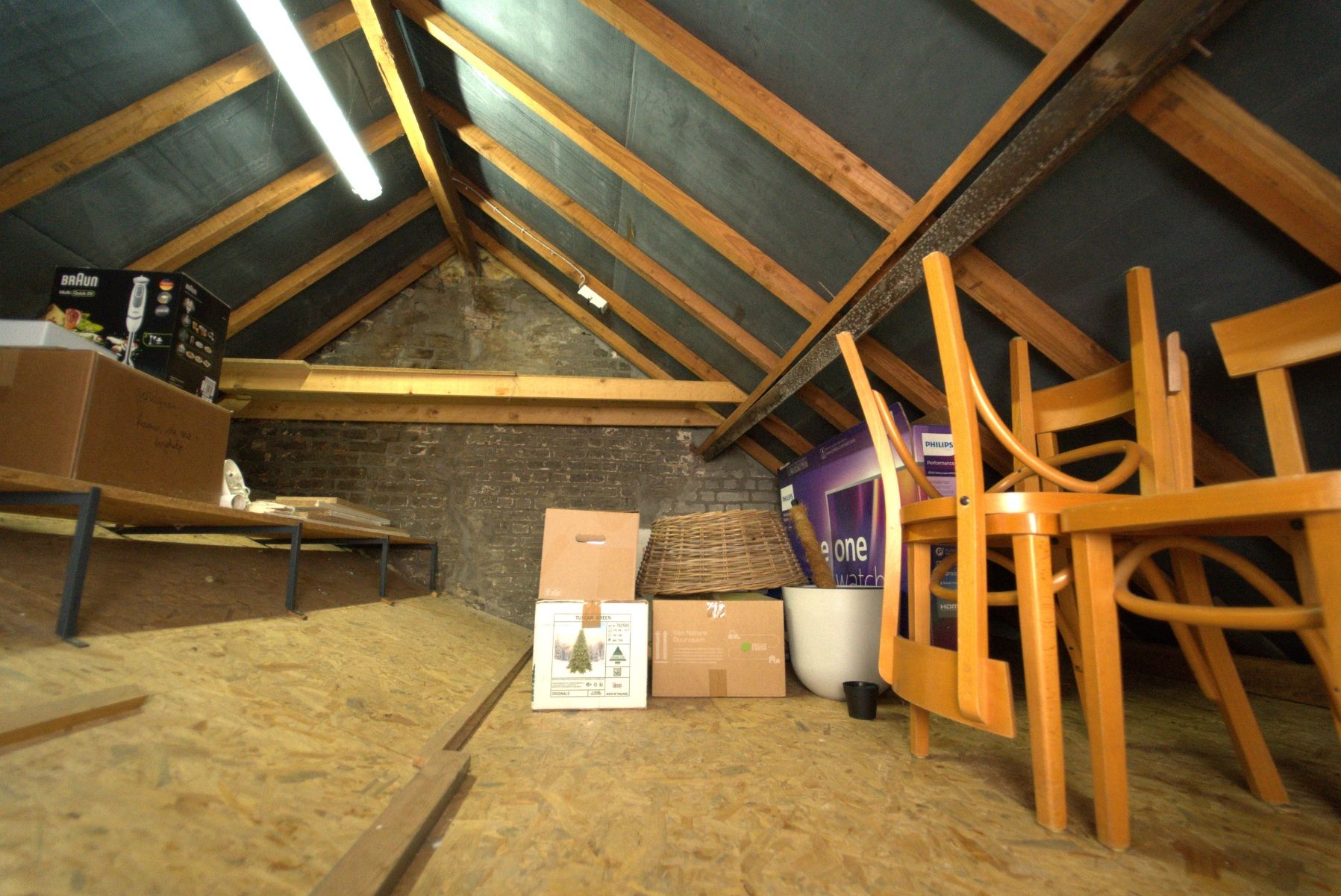 Rijwoning met 3 slaapkamers nabij centrum foto 25