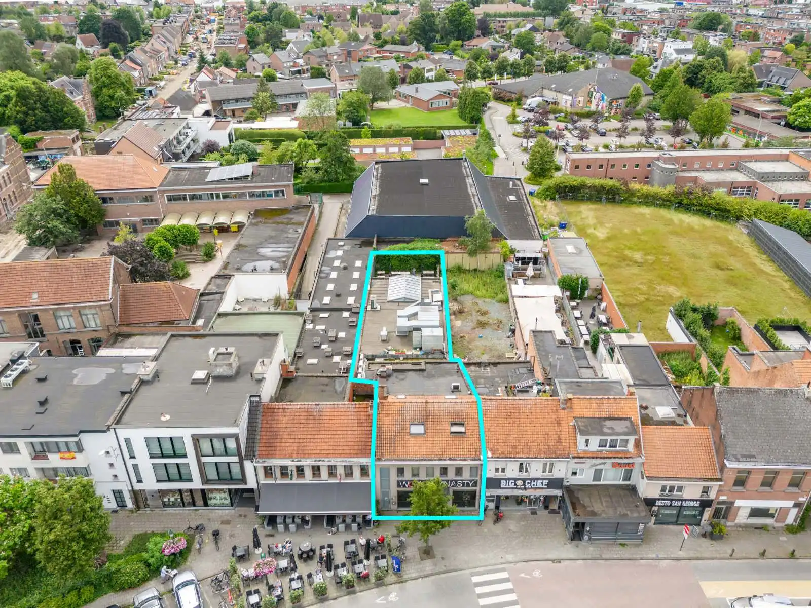 Prachtig commercieel pand met stadstuin in het hart van Aartselaar foto 41