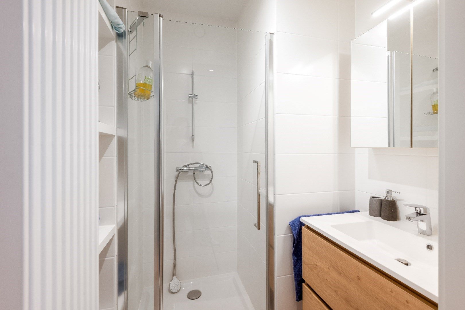 Luxueus afgewerkt nieuwbouwappartement vlakbij de Zeedijk en het Rubensplein. foto 13