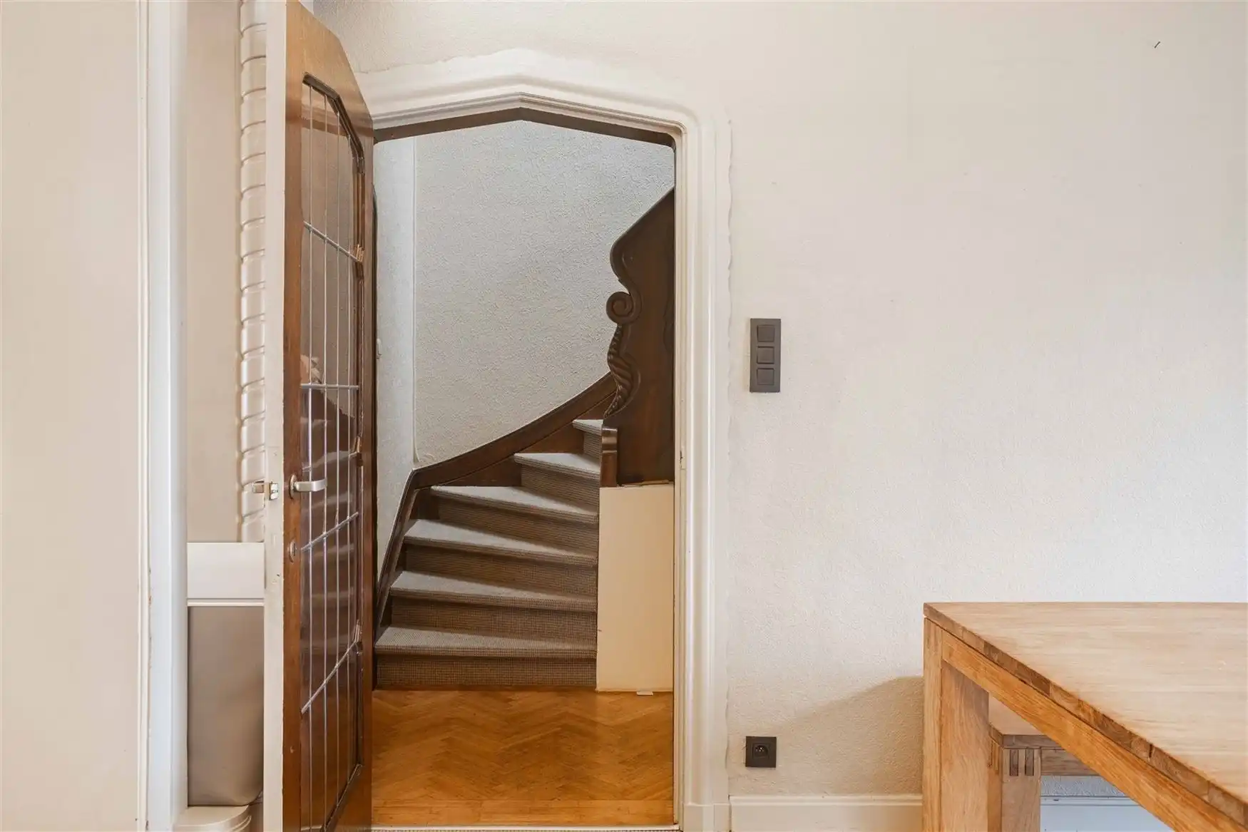 Unieke woning met terras en karaktervolle details. foto 8