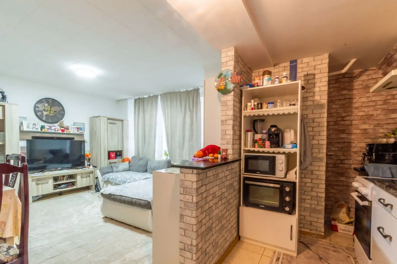 UITSTEKEND GELEGEN WONING (375M²)! foto 12