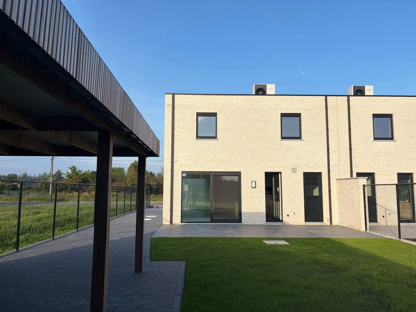Energiezuinige nieuwbouwwoning met carport. foto 12