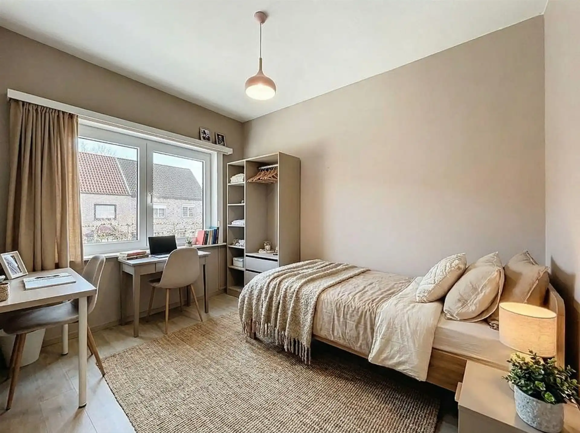  half open bebouwing met 3 slaapkamers en oprit voor meerdere wagens op toplocatie foto 11