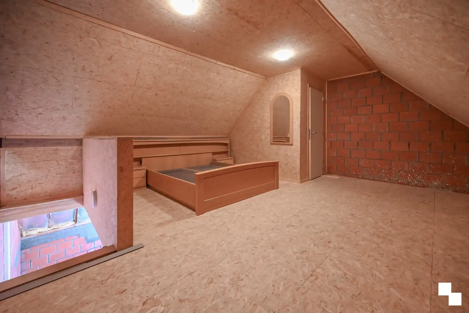 Ruime energiezuinige woning te Wevelgem foto 27