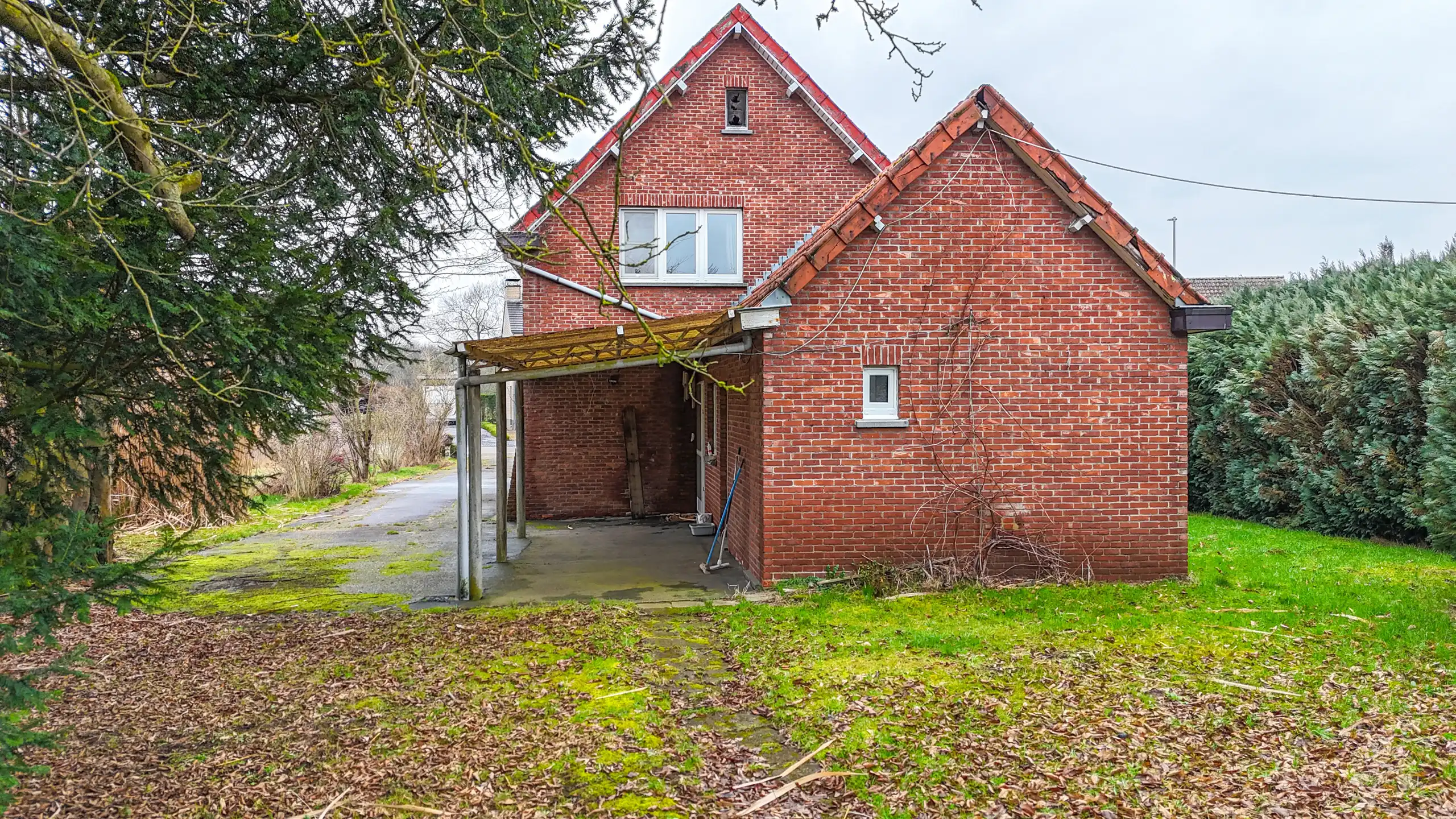 Open bebouwing met 3 slpks op ruim perceel nabij bos! foto 30