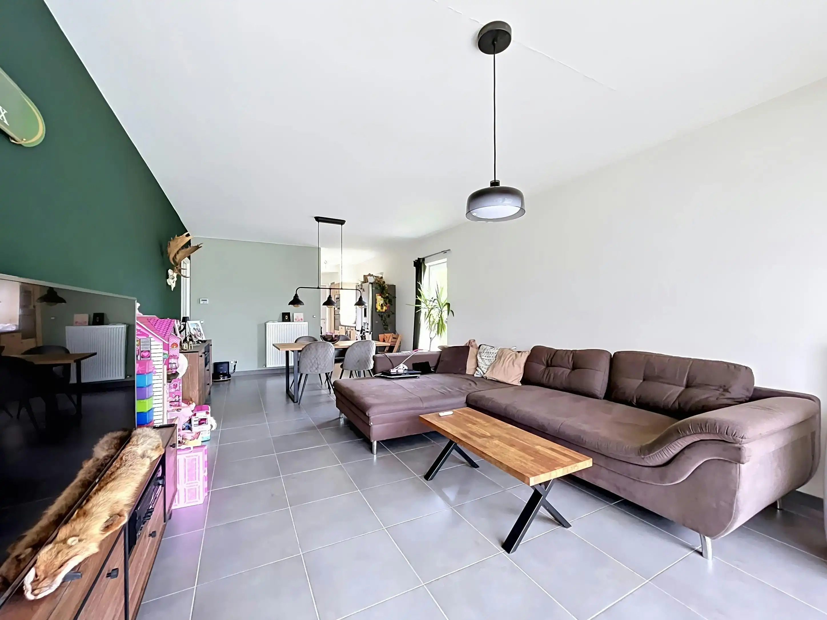 Gunstig gelegen tweeslaapkamer appartement met 2 terrassen foto 4