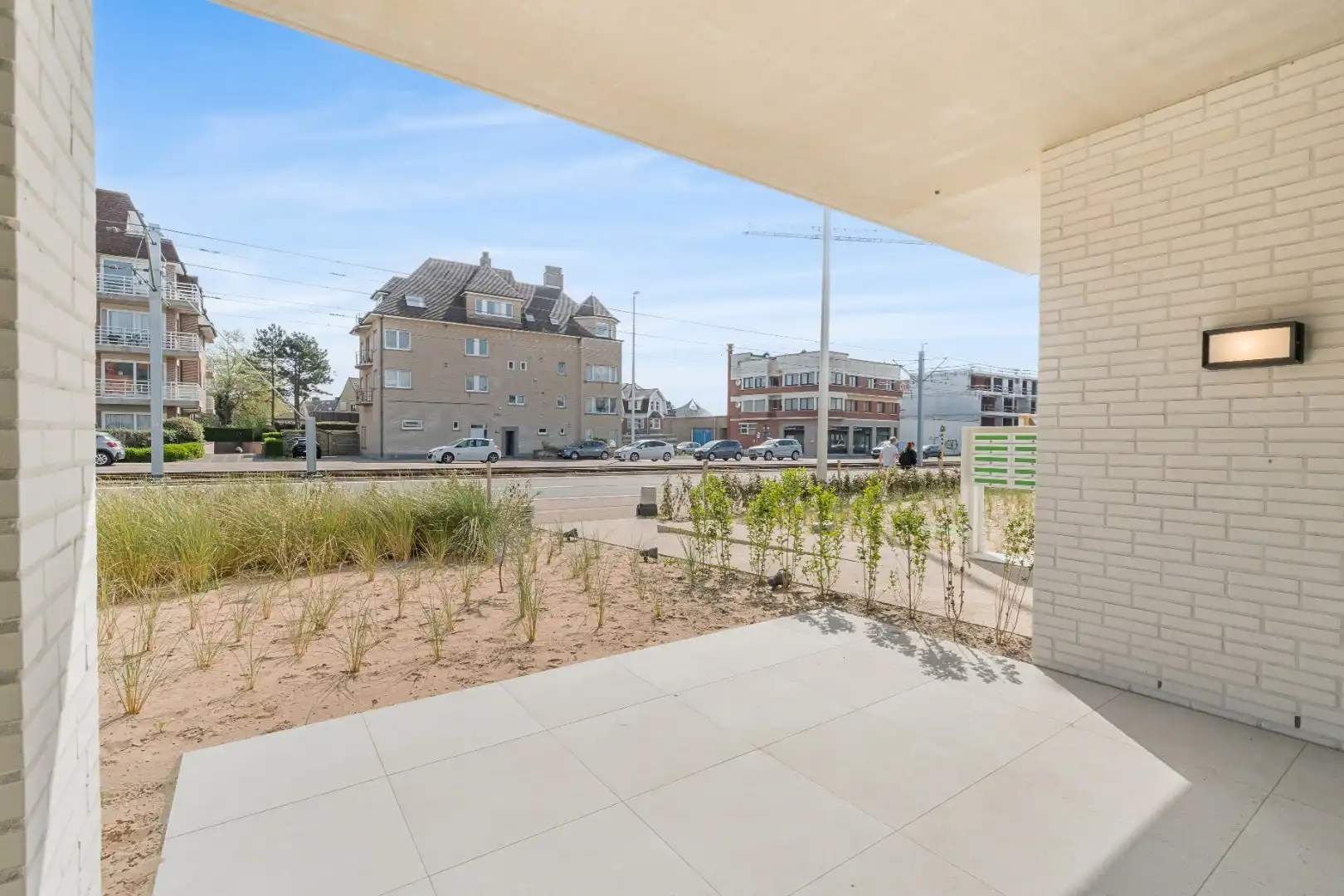 GELIJKVLOERS NIEUWBOUWAPPARTEMENT OP 200 METER VAN DE ZEEDIJK foto 3