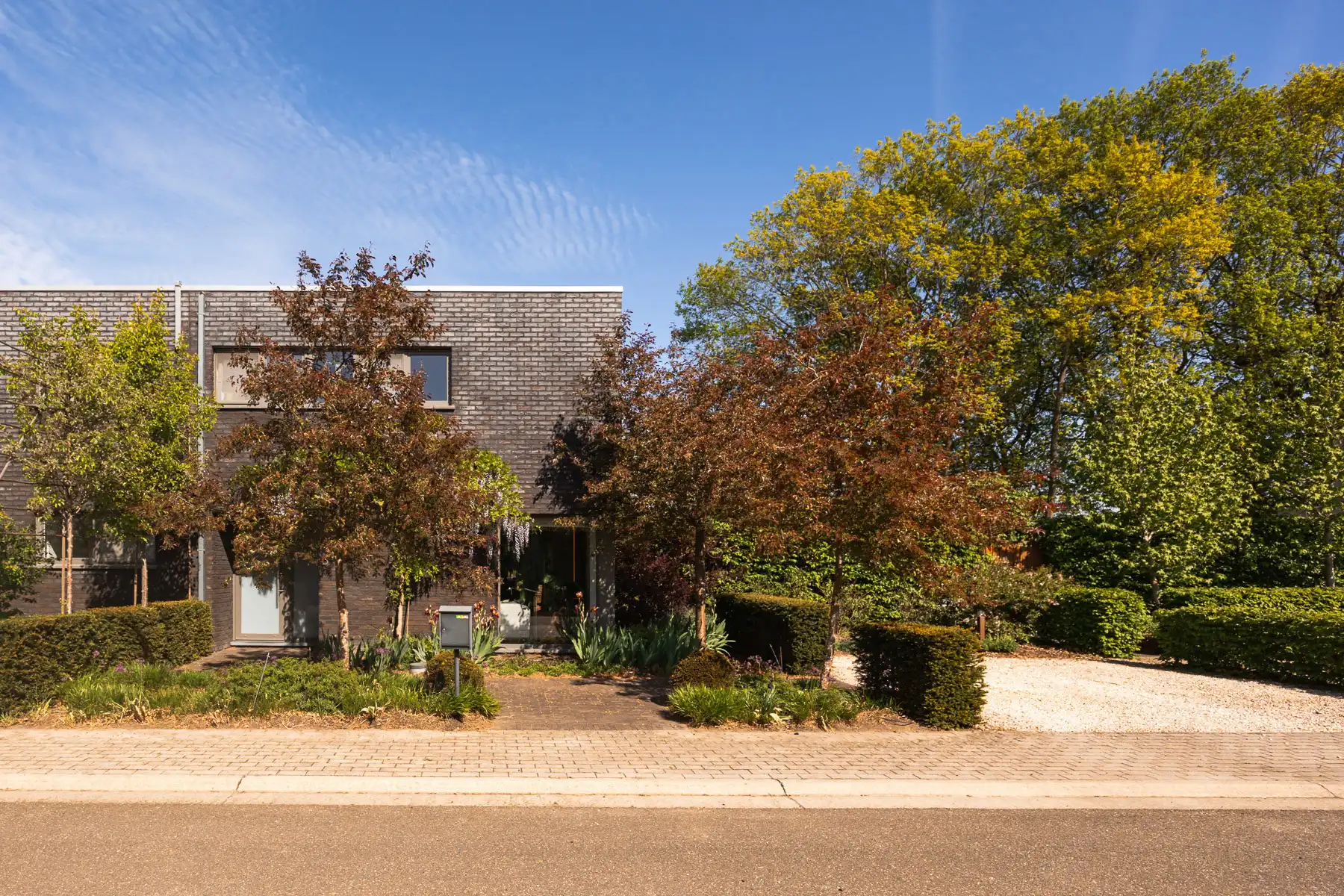 Recente en energiezuinige woning in een groene oase foto {{pictureIndex}}
