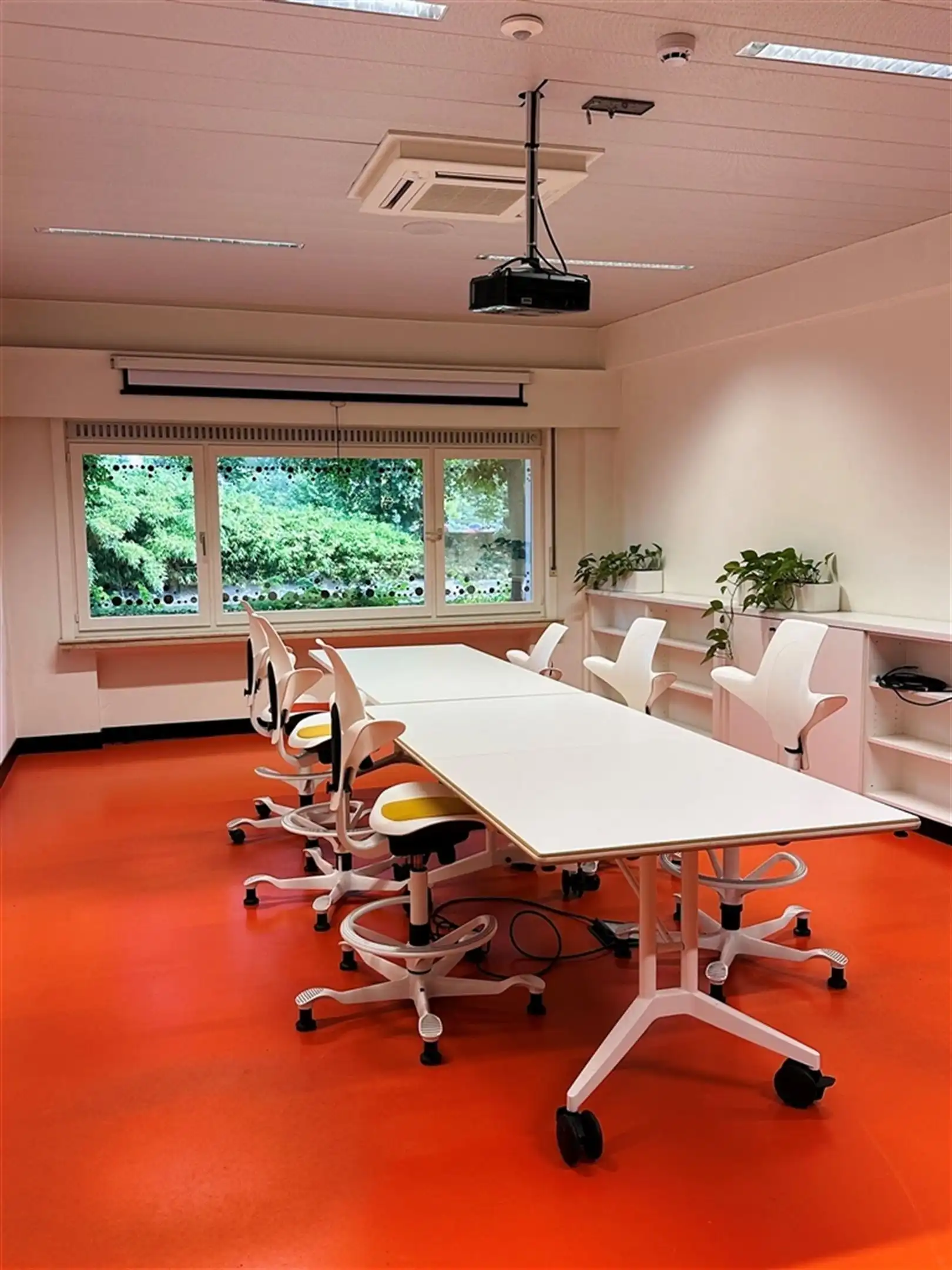 Full service kantoren met vlotte bereikbaarheid in Gent foto 3