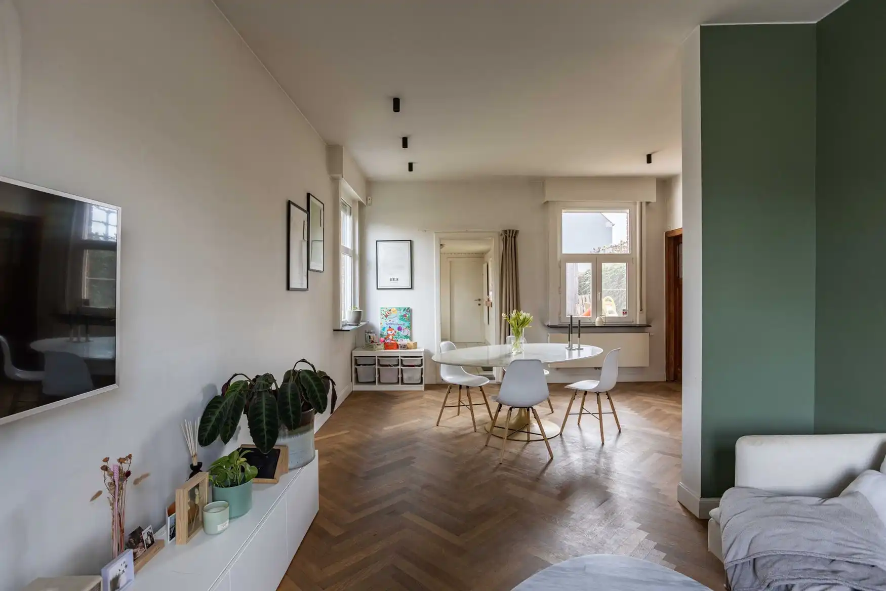 Karaktervolle open bebouwing met tuin in Hansbeke foto 4