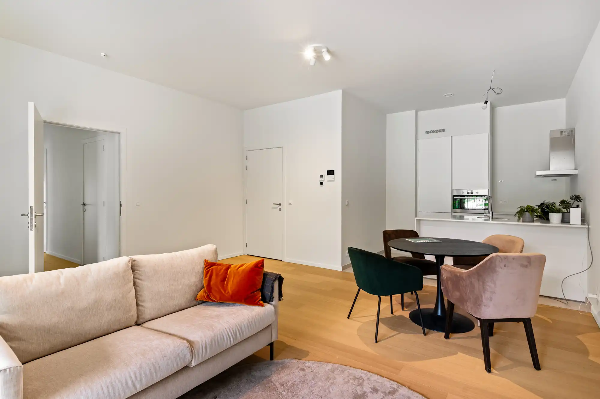Ruim nieuwbouw app. van 148 m² met handel-/praktijkruimte foto 7