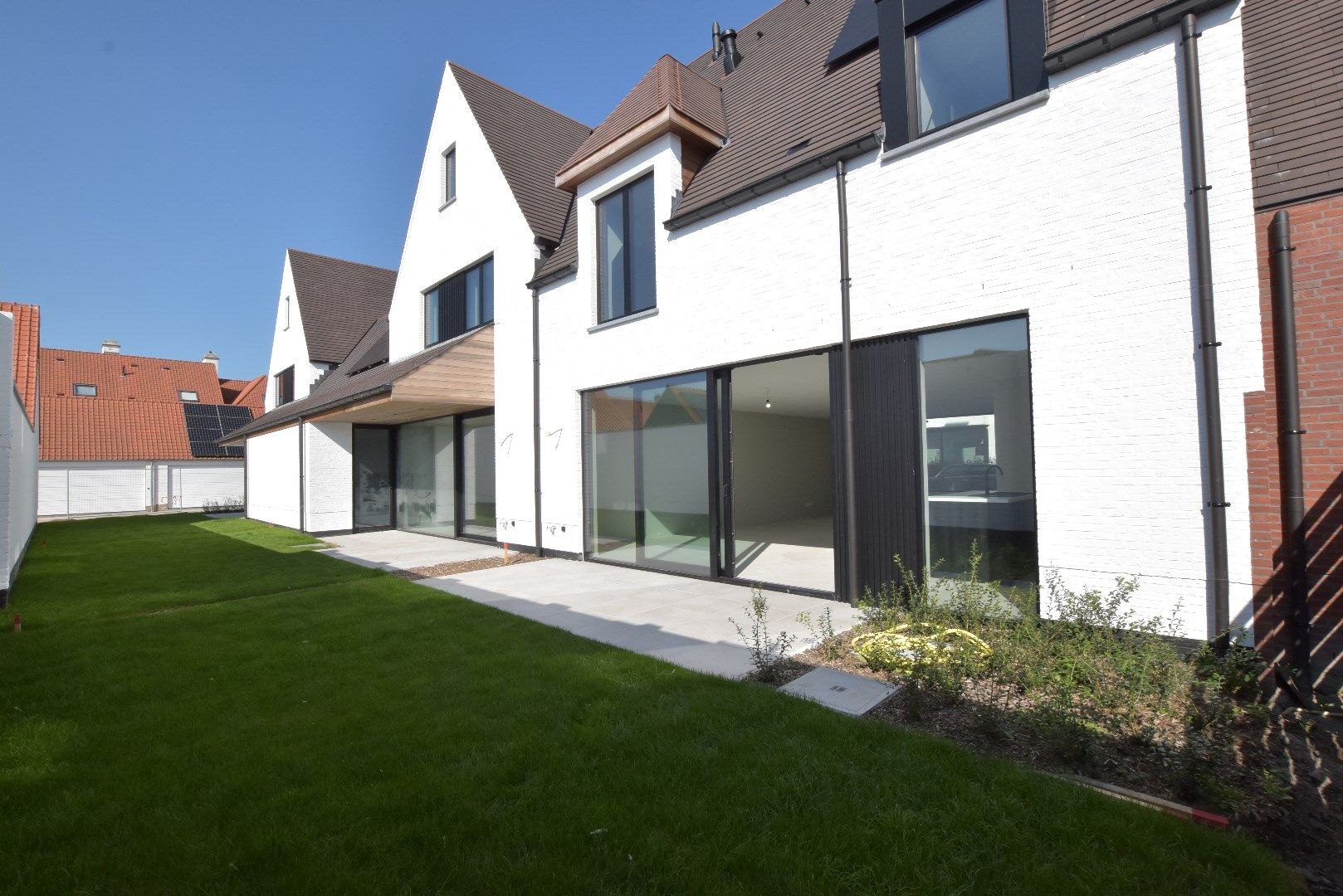 Nieuwbouwwoning rustig gelegen aan Duinenwater foto 3