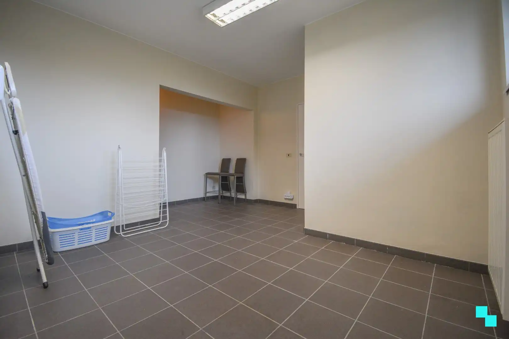 Bijzonder lichtrijke en verrassend ruime villa te Hooglede foto 13