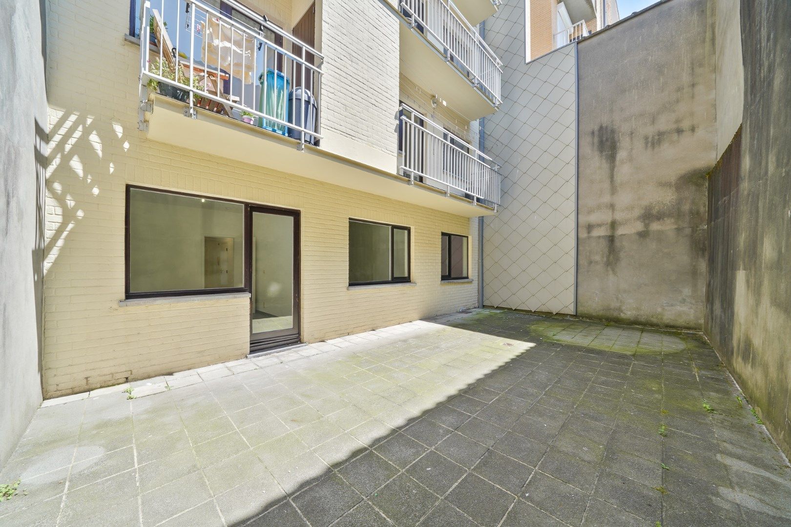Gelijkvloers appartement met 3 slaapkamers in hartje Oostende foto 9