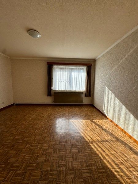 Vrijstaande woning met 5 slaapkamers. foto 82