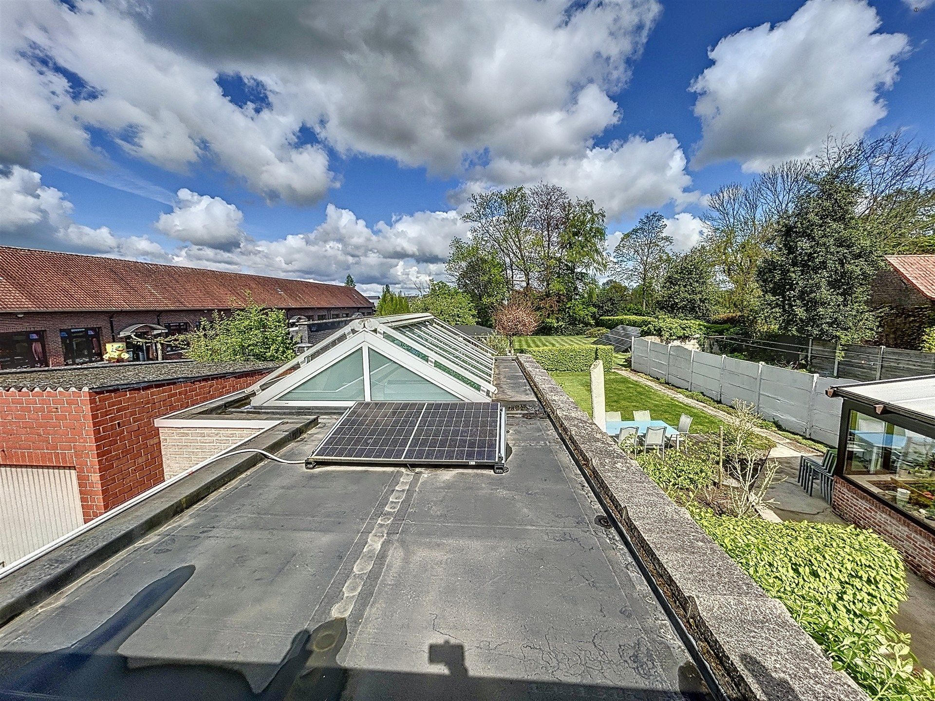 Instapklare energiezuinige woning met 4 slp en garage  foto 10