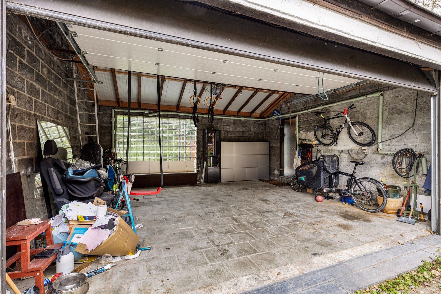 Ruime laagbouwwoning met 3 slaapkamers, inpandige garage, tuin en garagebox op een perceel van 1.154m² foto 13