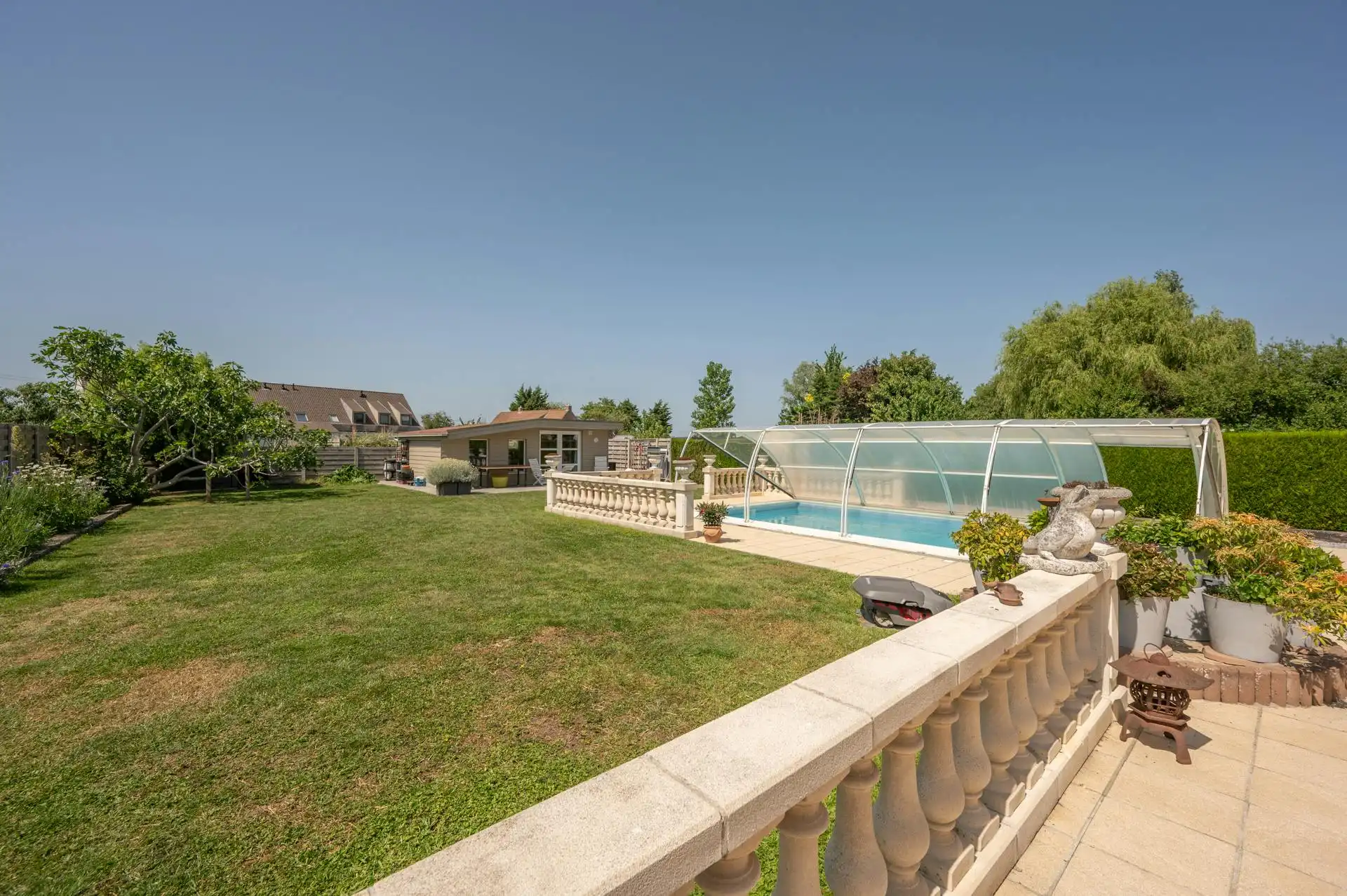 Villa met 5 slaapkamers en zwembad te koop in Lissewege foto 5