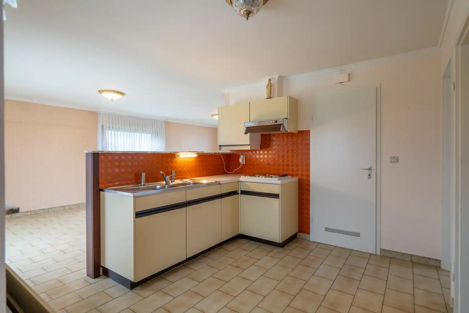 GROUND FLOOR LIVING foto 17