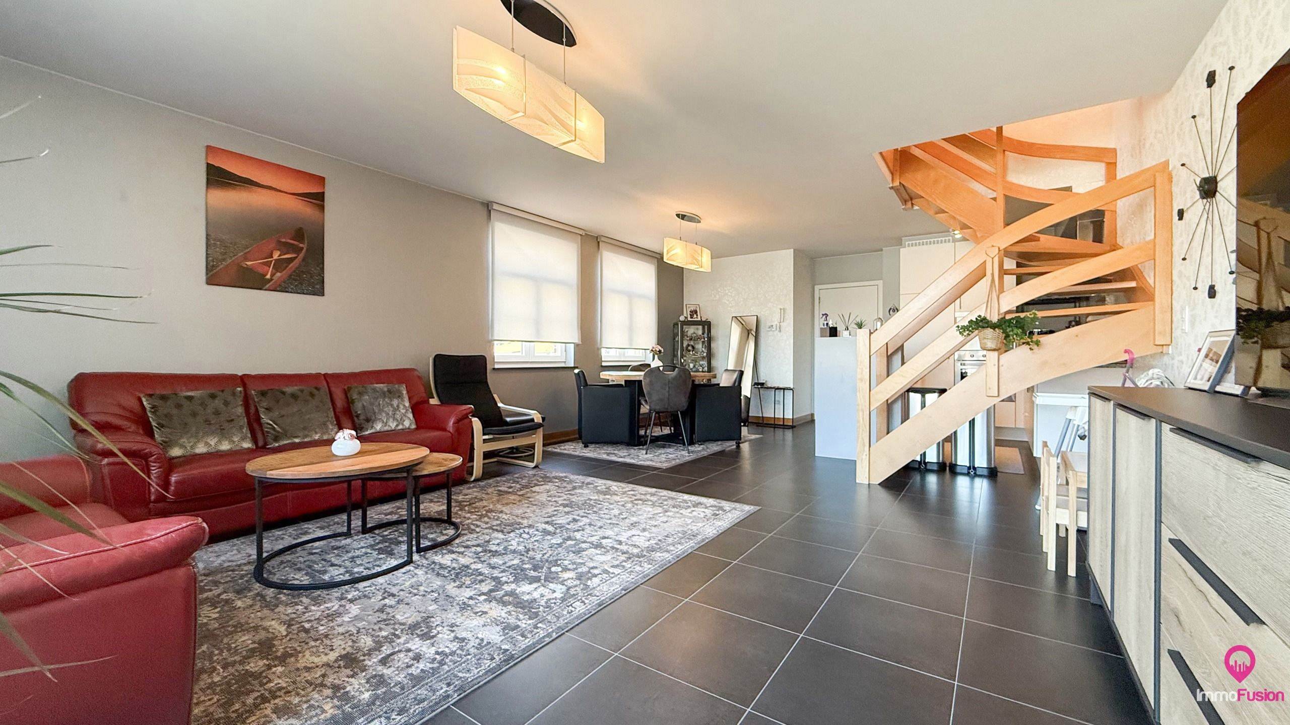Instapklaar duplex appartement met 3 slaapkamers en terras! foto 6