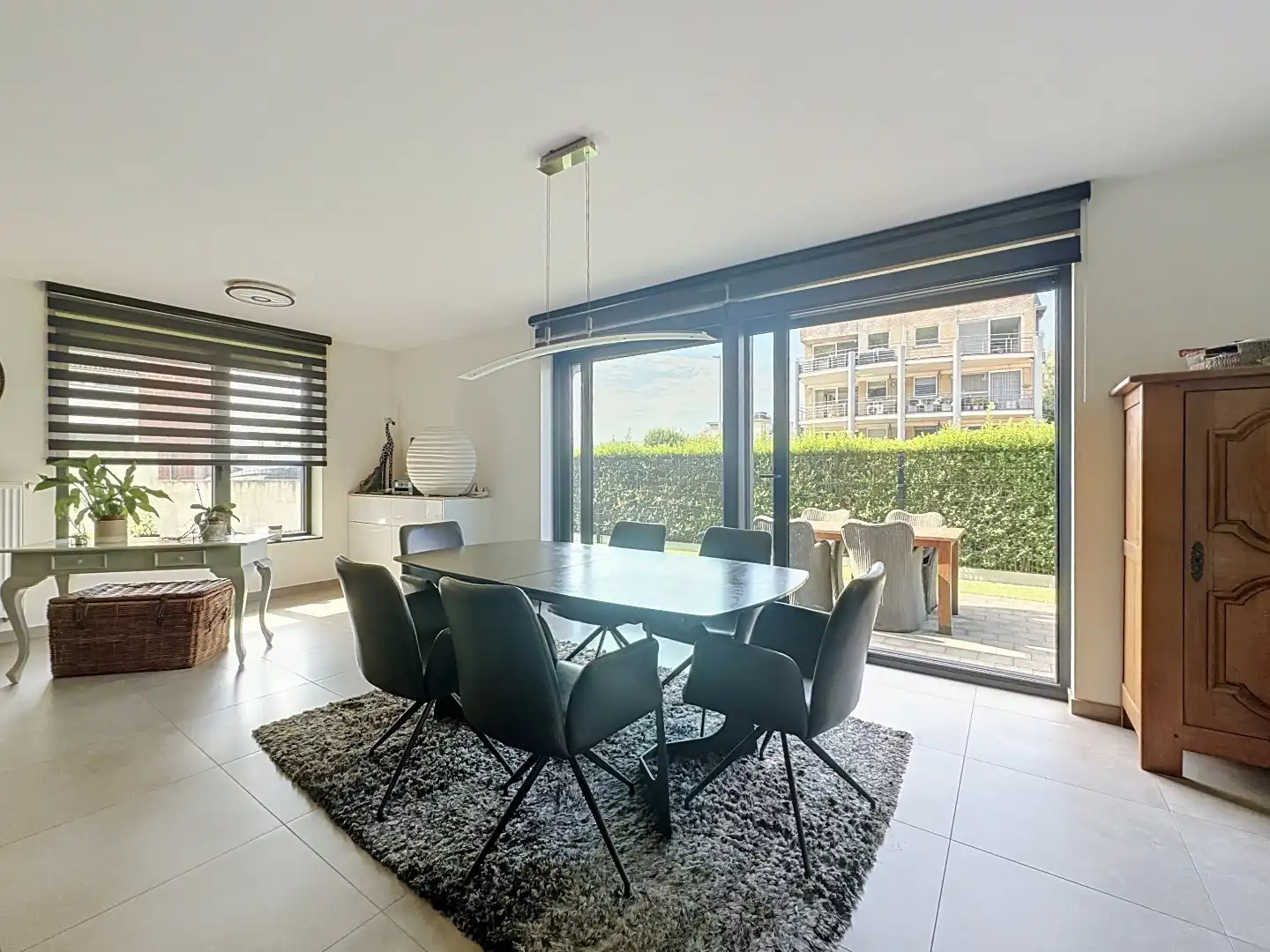 Lichtrijk gelijkvloers appartement met twee tuinen in Kessel-Lo! foto 8