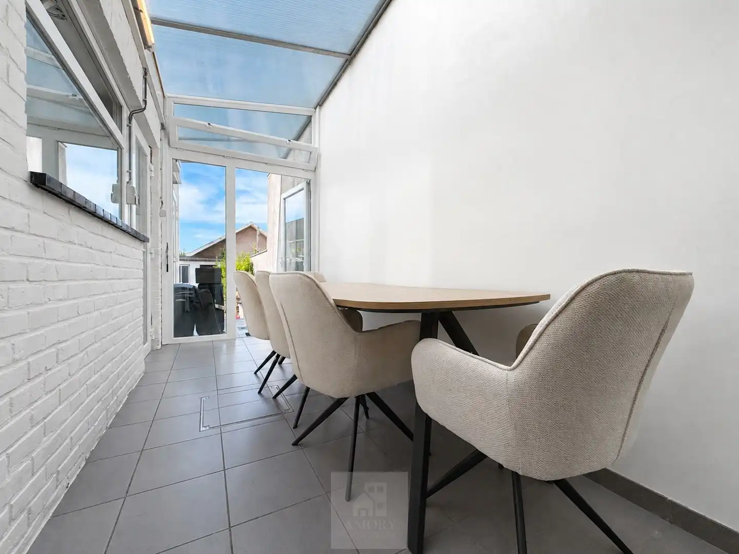 Instapklare woning met toffe stadstuin op gegeerde locatie! foto 3